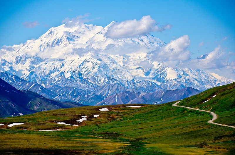 A full view of Mount McKinley
